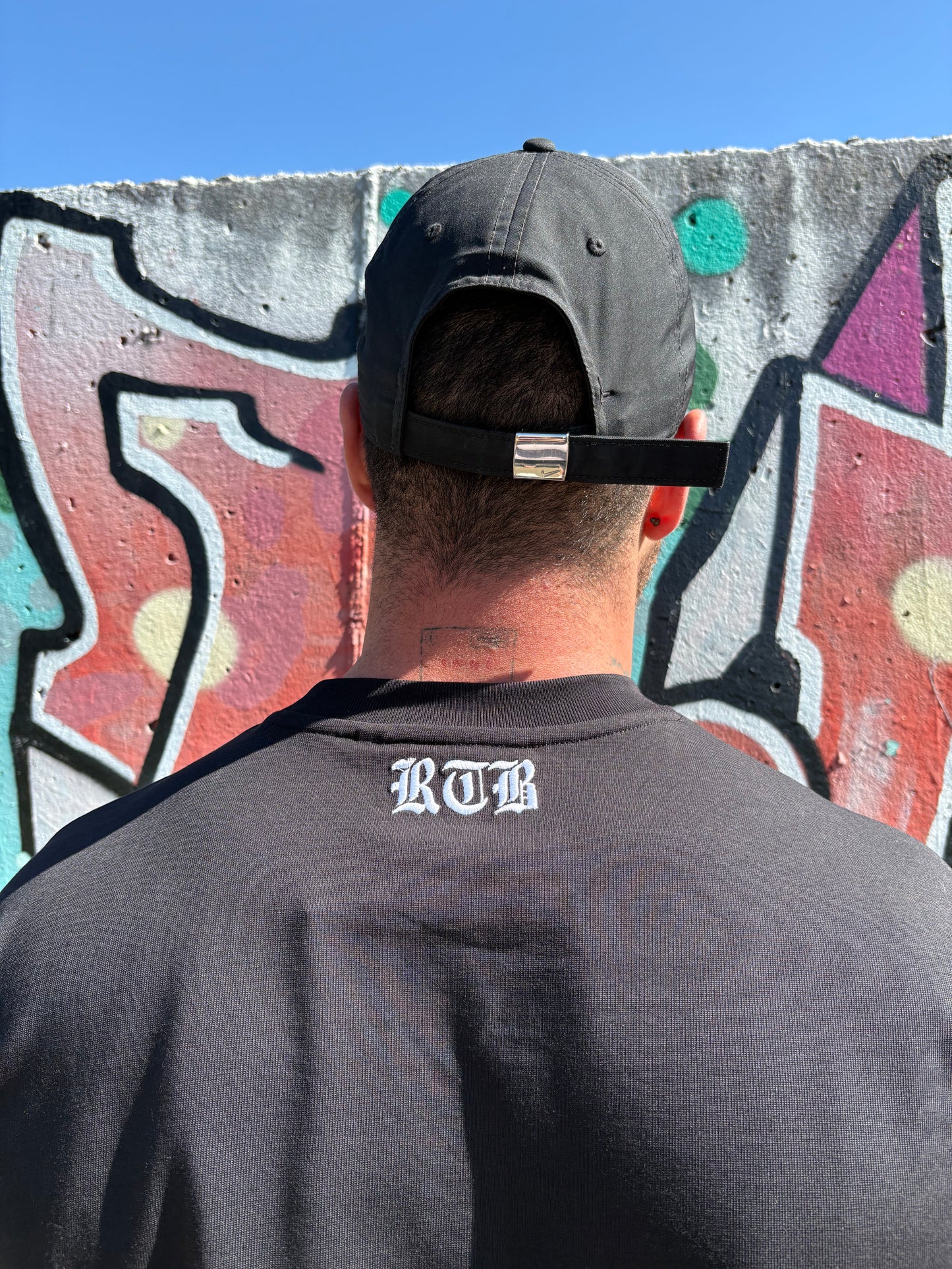 RESPECT THE BODY Vintage drop T-Shirt  BLACK