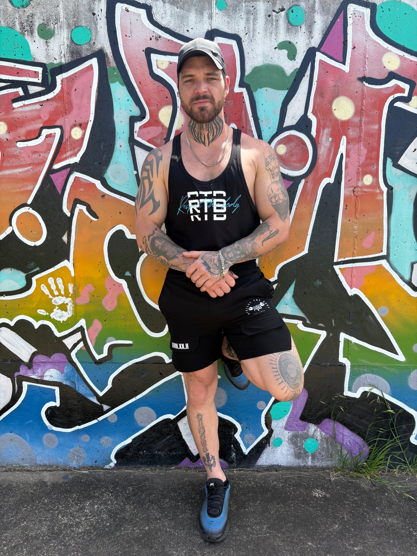 RESPECT THE BODY singlet Black