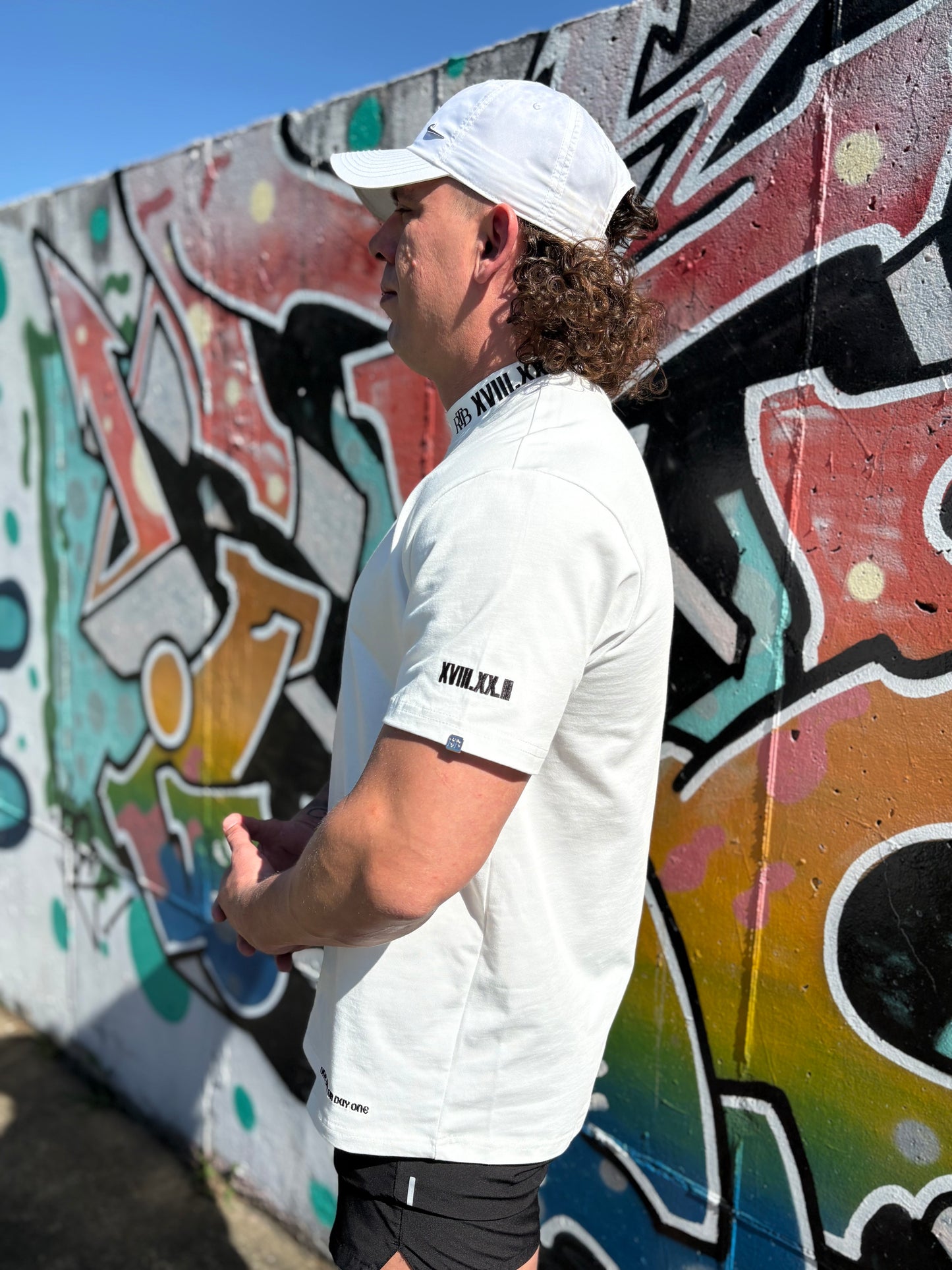 RESPECT THE BODY Roman t-Shirt WHITE