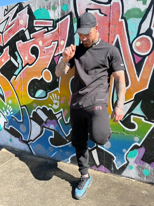 RESPECT THE BODY Roman T-Shirt BLACK